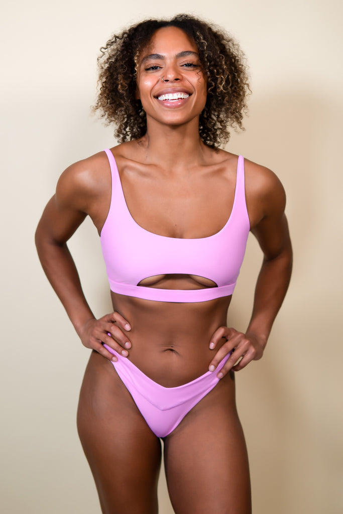 sporty-thick-strapped-bikini-top-in-tulip-pink