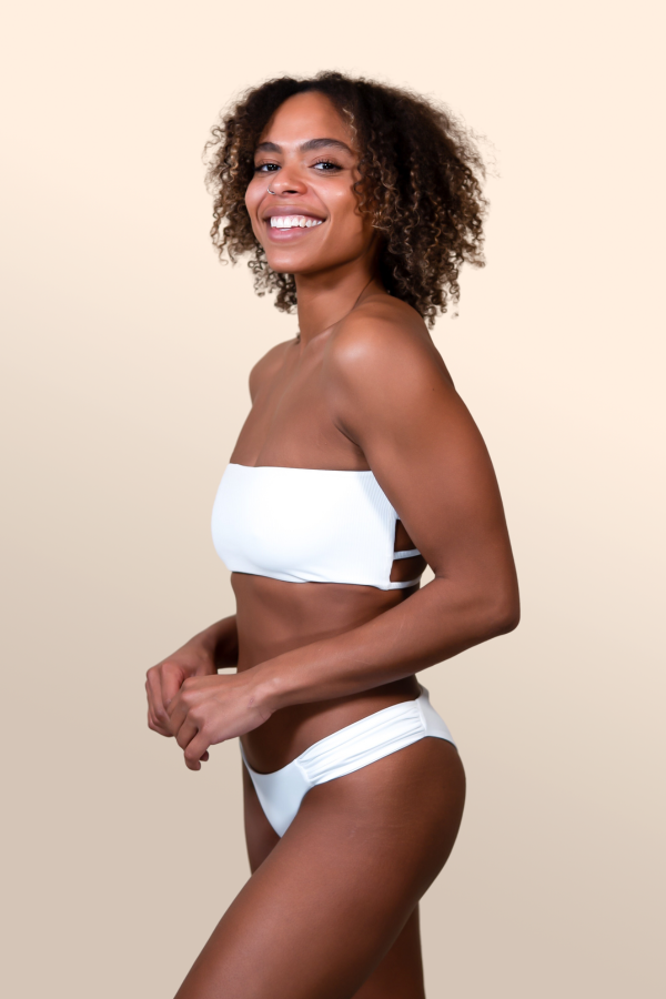 scrunch-style-cheeky-bottom-with-heart-shaped-coverage